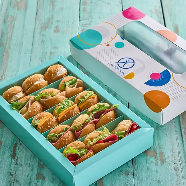 ميني ساندوتش عيش كيزر - بوكس صغير  - حلواني اكسبشن  - مصر 