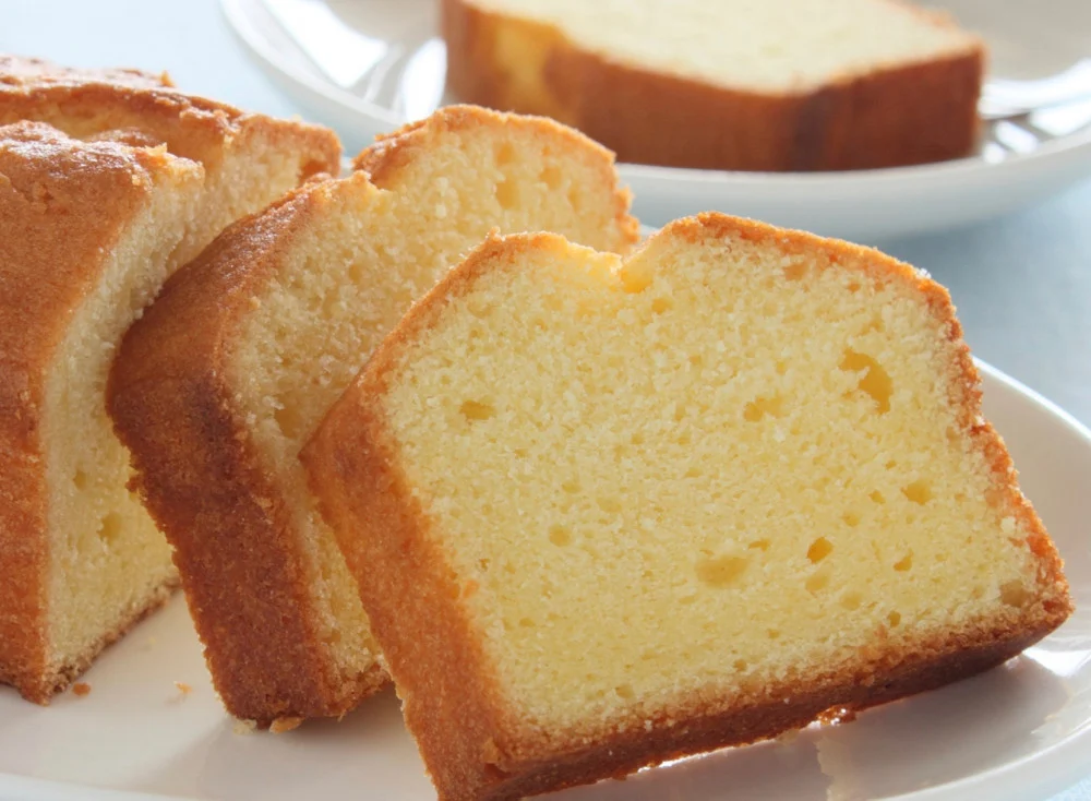 A Taste of Tradition: English Cake at Exception Egypt