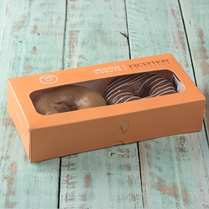 دوناتس بوكس نوتيلا ولوتس - حلواني اكسبشن  - مصر 