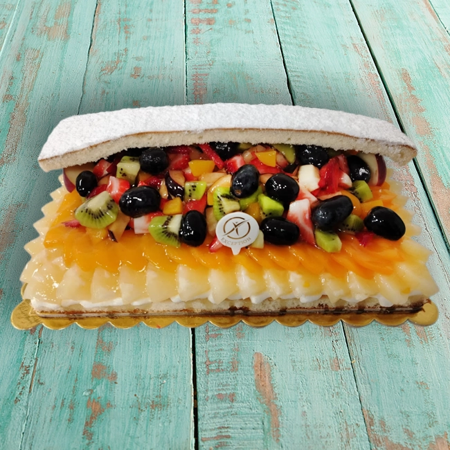 تورتة ناريمان - مقاس 20*30 - حلواني اكسبشن  - مصر 